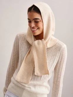 Nansy Knitted Hood