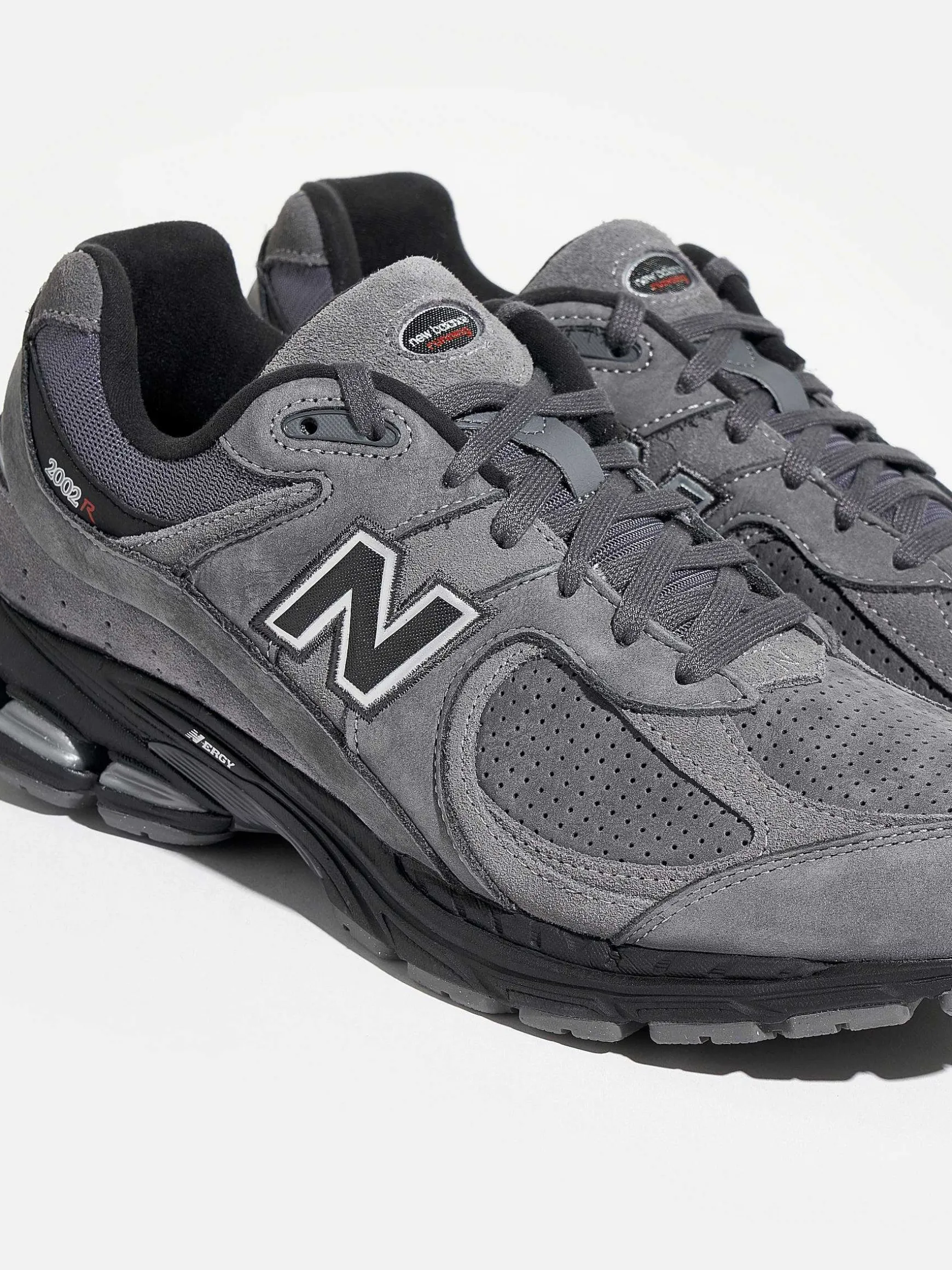 New Balance | M2002Reh For Men