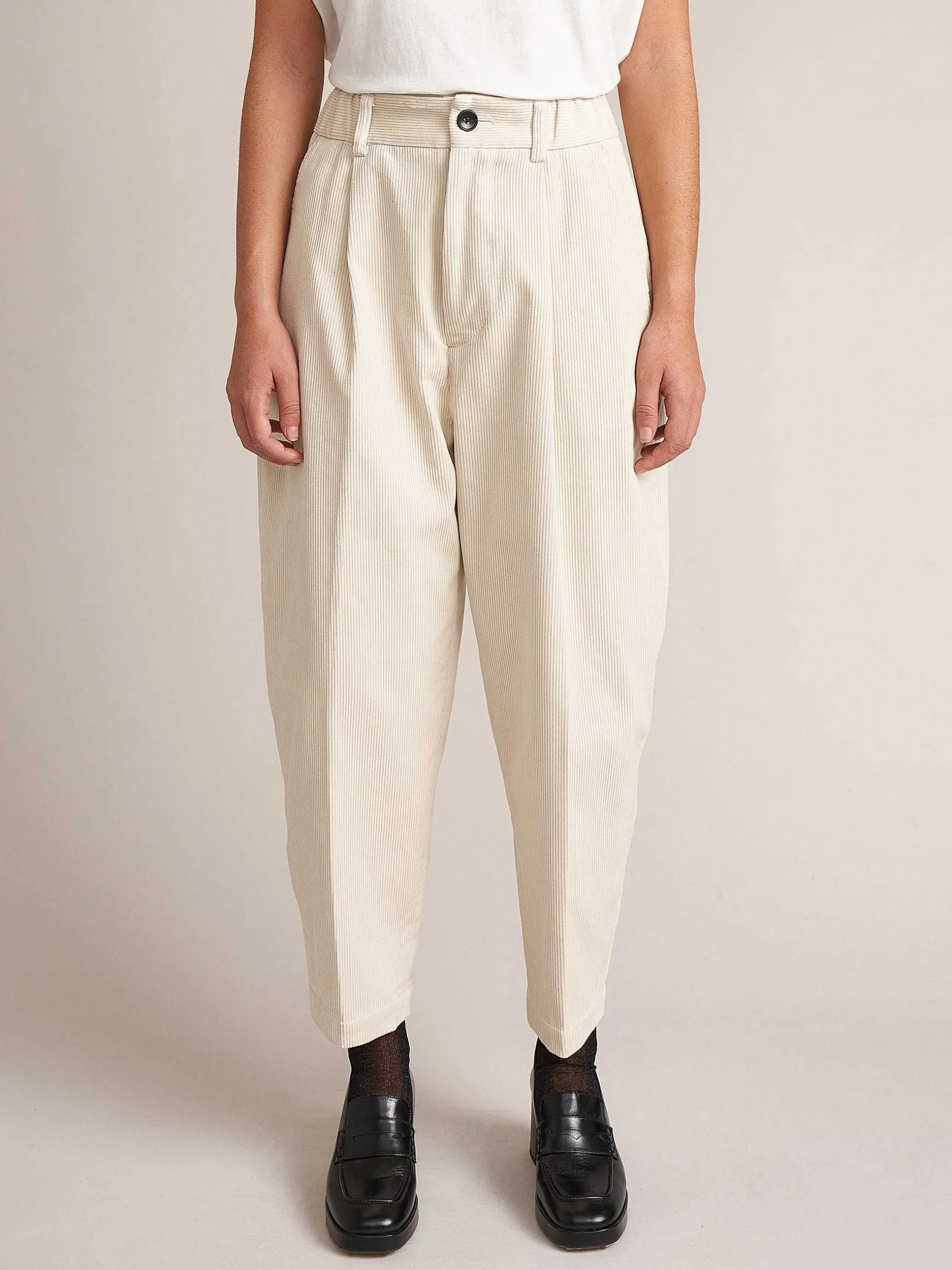 Nicholson & Nicholson | Curvy Corduroy Pants