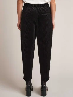 Nicholson & Nicholson | Sand Corduroy Pants