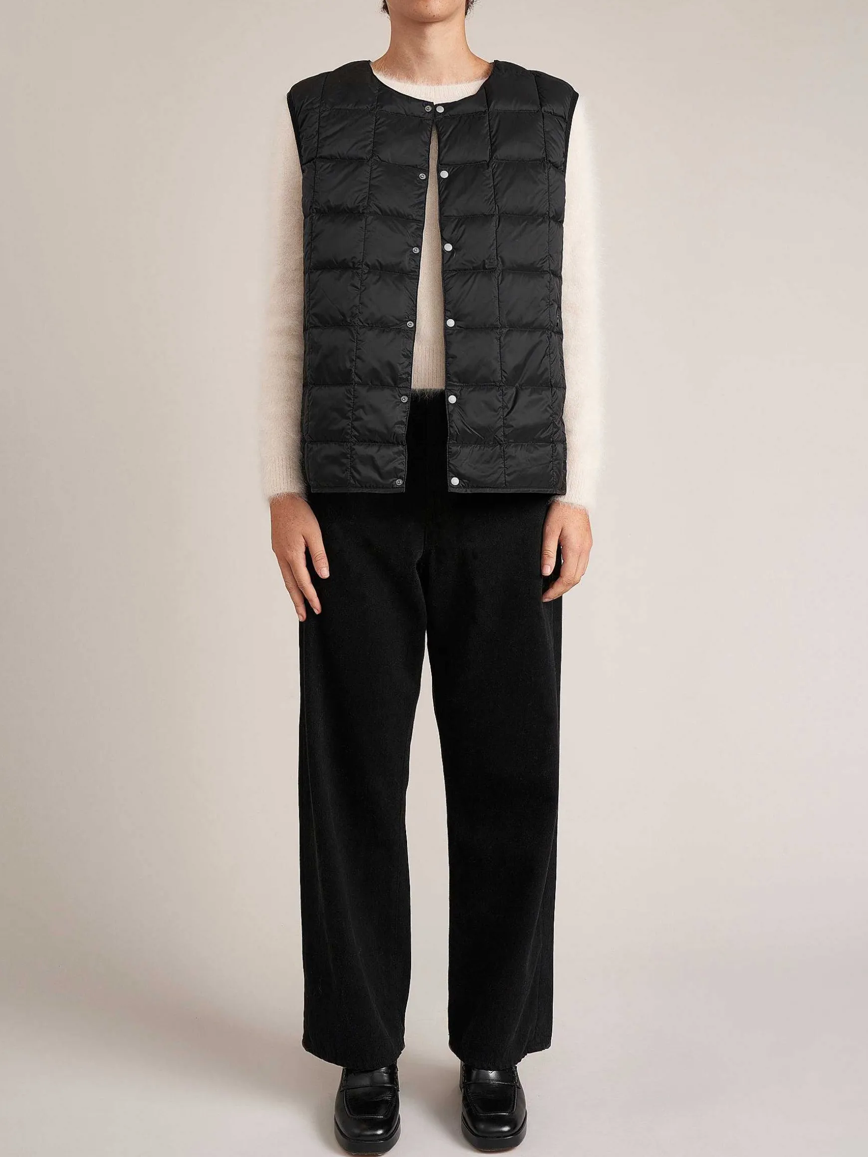 Taion | Crew Neck Button Down Vest Bodywarmer For Women