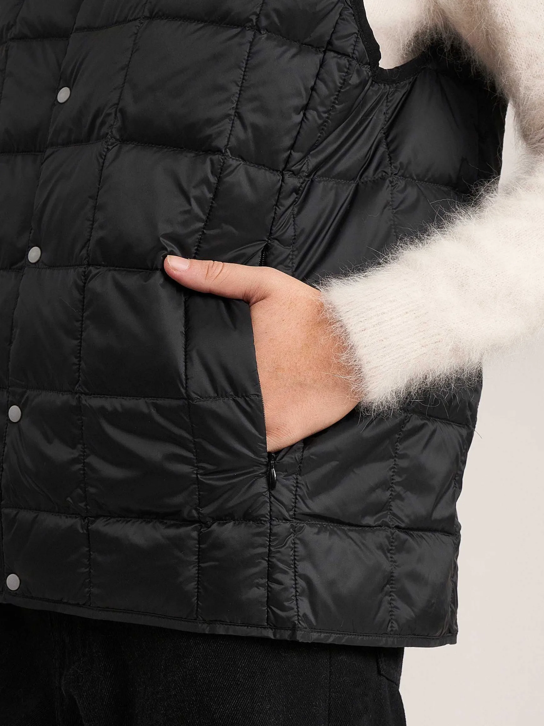 Taion | Crew Neck Button Down Vest Bodywarmer For Women